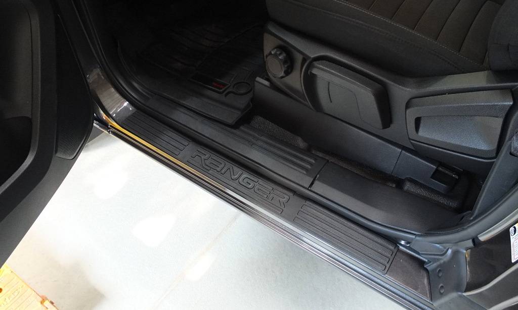 Ford Ranger HenryMac's Build Thread: 2019 Ranger XL  STX  FX4 Magnetic Super Cab 008.JPG