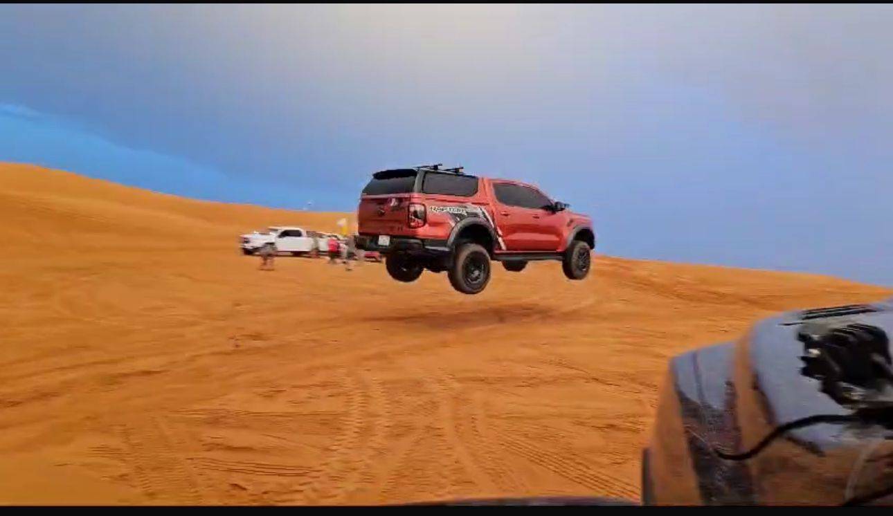 Ford Ranger Jumping the Ranger Raptor 0092A4A1-56E8-47FC-97BC-77E12FDDFBAC