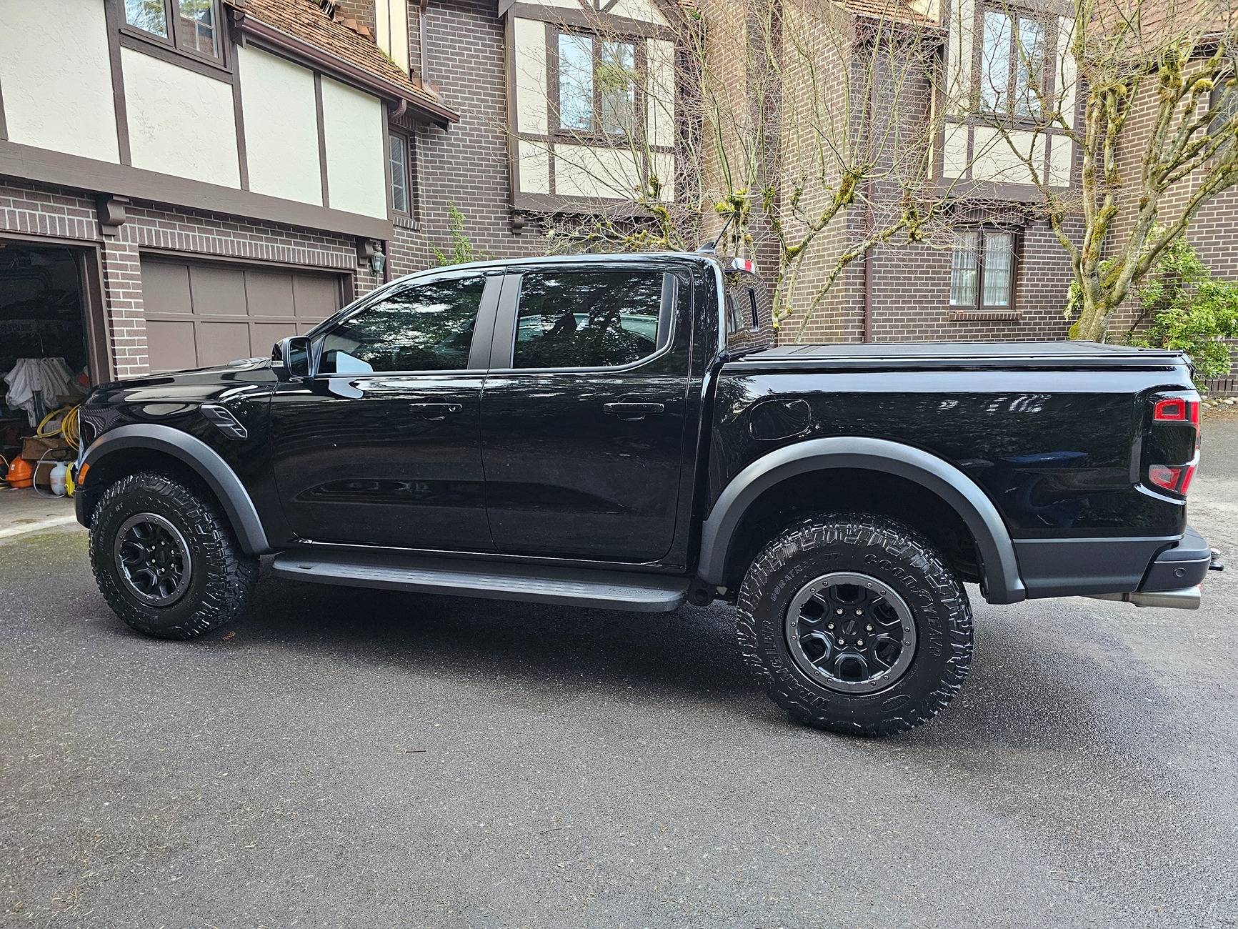 Ford Ranger Has anyone looked into adding the graphics package on a Ranger Raptor? 1000043121