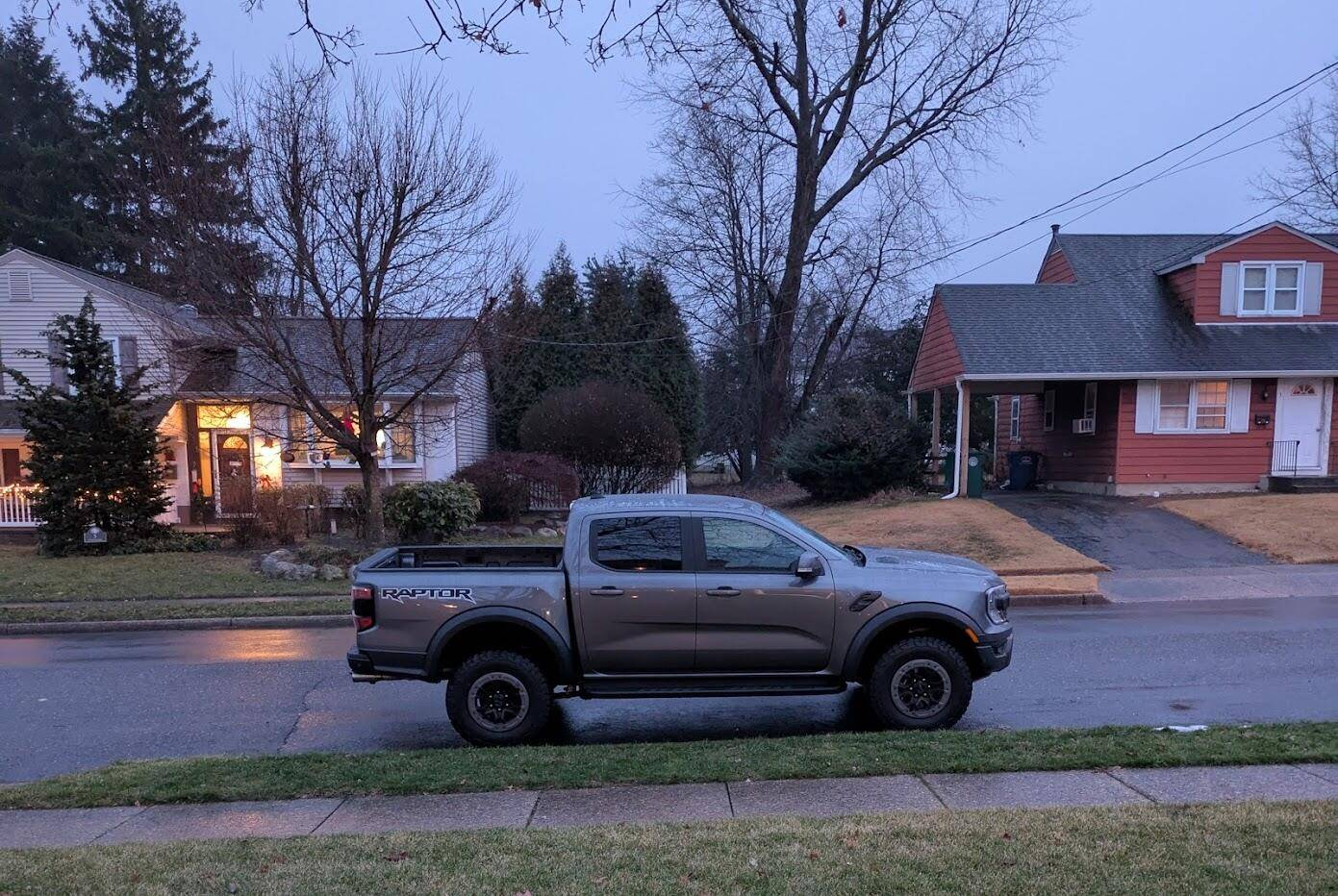 Ford Ranger Thinking of switching from Carbonized Gray Metallic to Cactus Gray. Thoughts? 1735655350271-w2