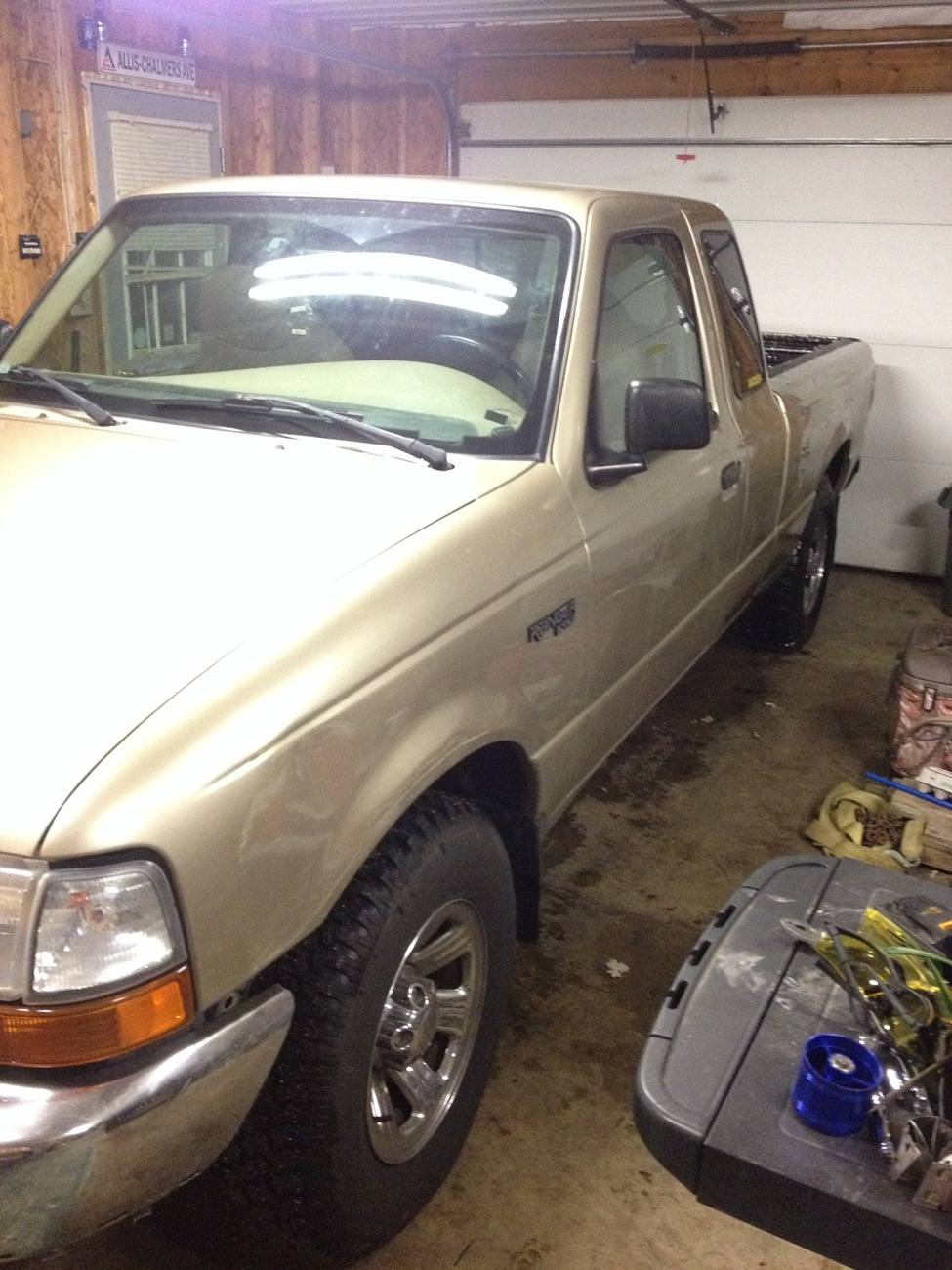 Ford Ranger From a 79 "ranger custom" to a 6th gen and a few in between 20151229_030604806_iOS
