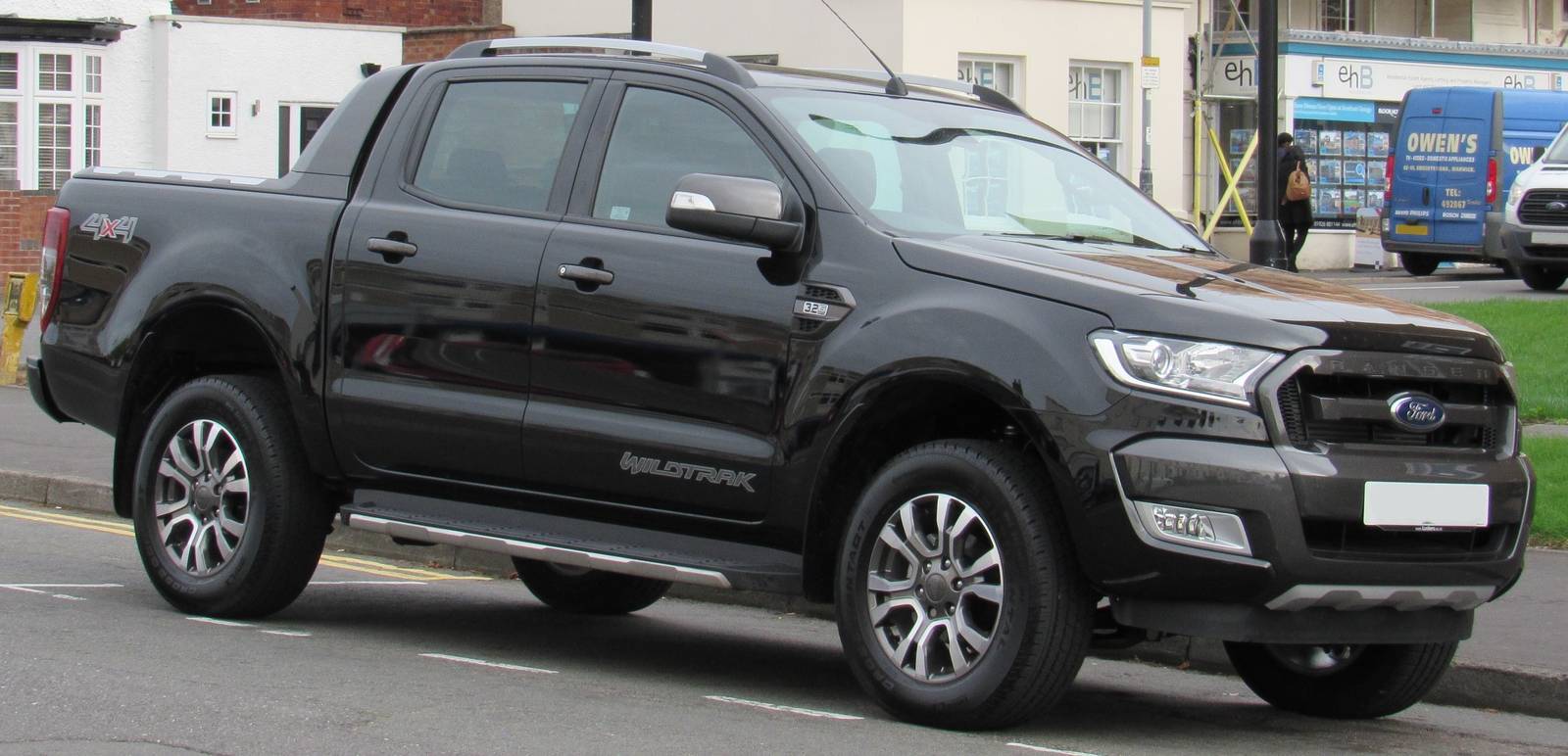 Ford Ranger Photos of Rangers Around the World 2017_Ford_Ranger_Wildtrak_4X4_facelift_3.2_Front