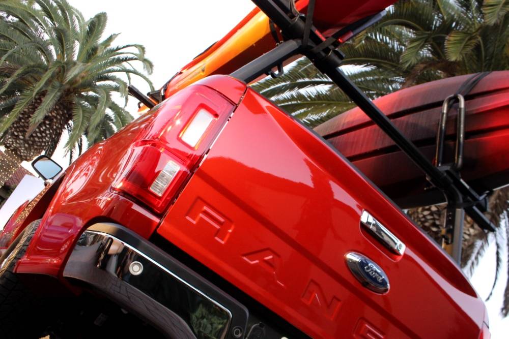 Ford Ranger This is my dream Ranger 2019-Ford-Ranger-HotPepperRed-SherriTilley-1000
