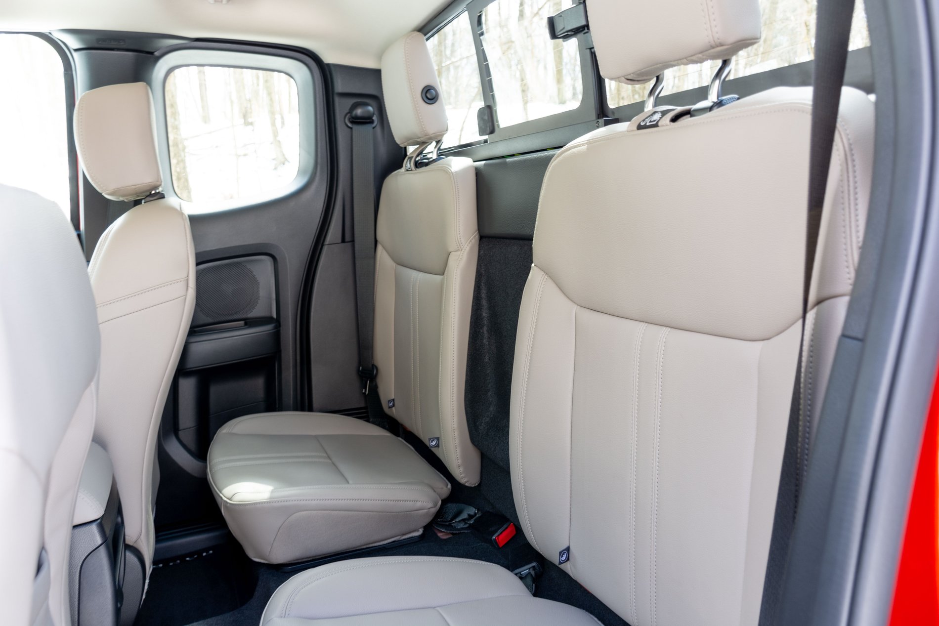 Ford Ranger Lariat Medium Stone Leather Interior 2019-Ford-Ranger-rear-seat