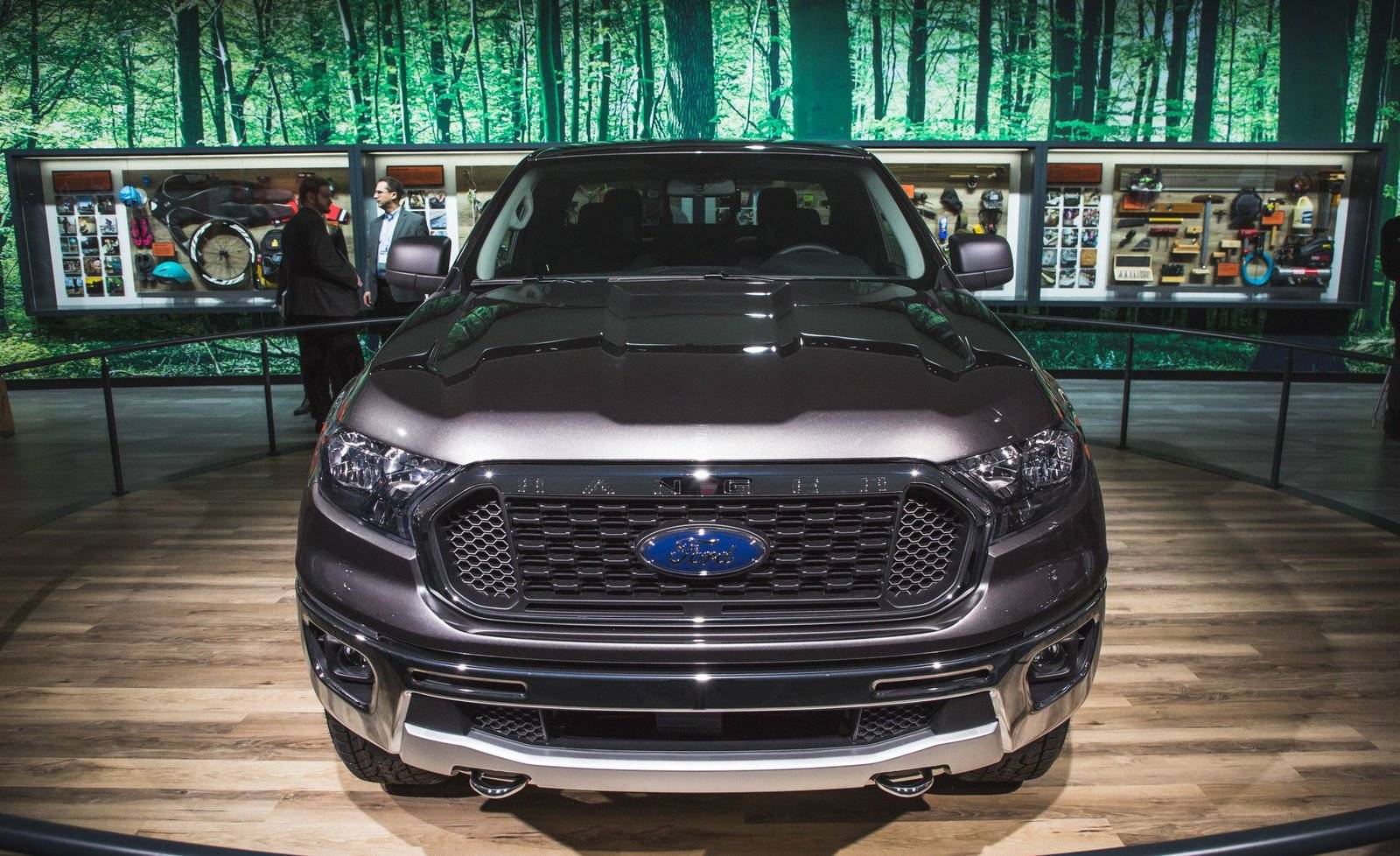 Ford Ranger aussie ranger. 2019-Ford-Ranger-Slide1