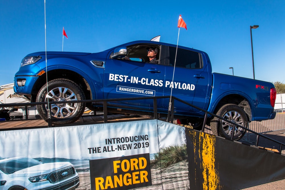 Ford Ranger LIGHTNING BLUE Ranger Club Thread 2019-ford-ranger-usa-18