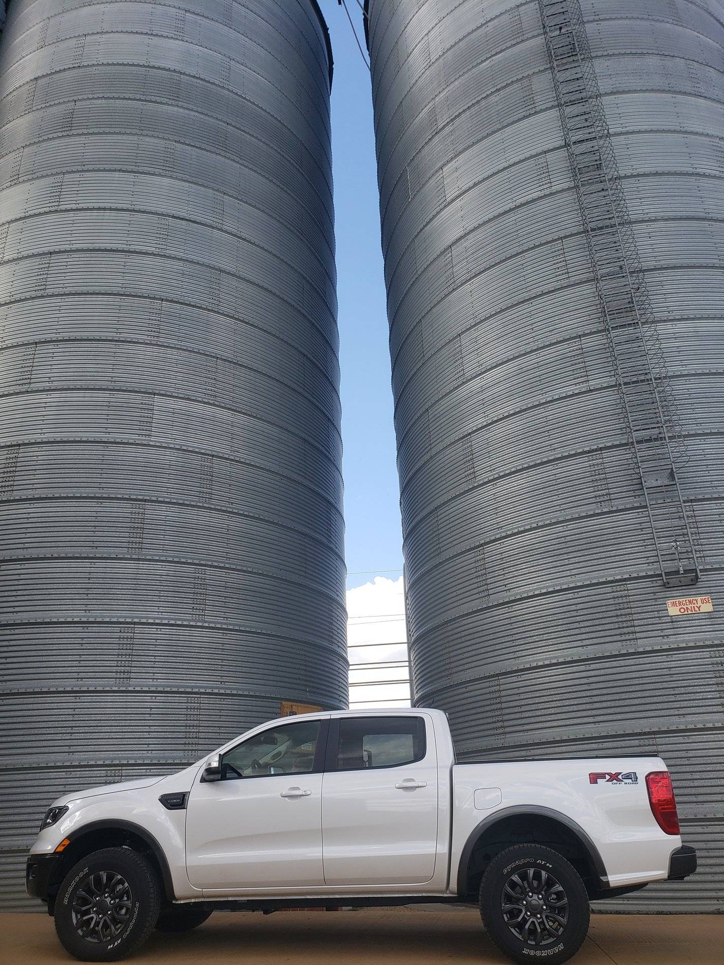 Ford Ranger Look at my Ranger parked next to stuff 20190818_155918