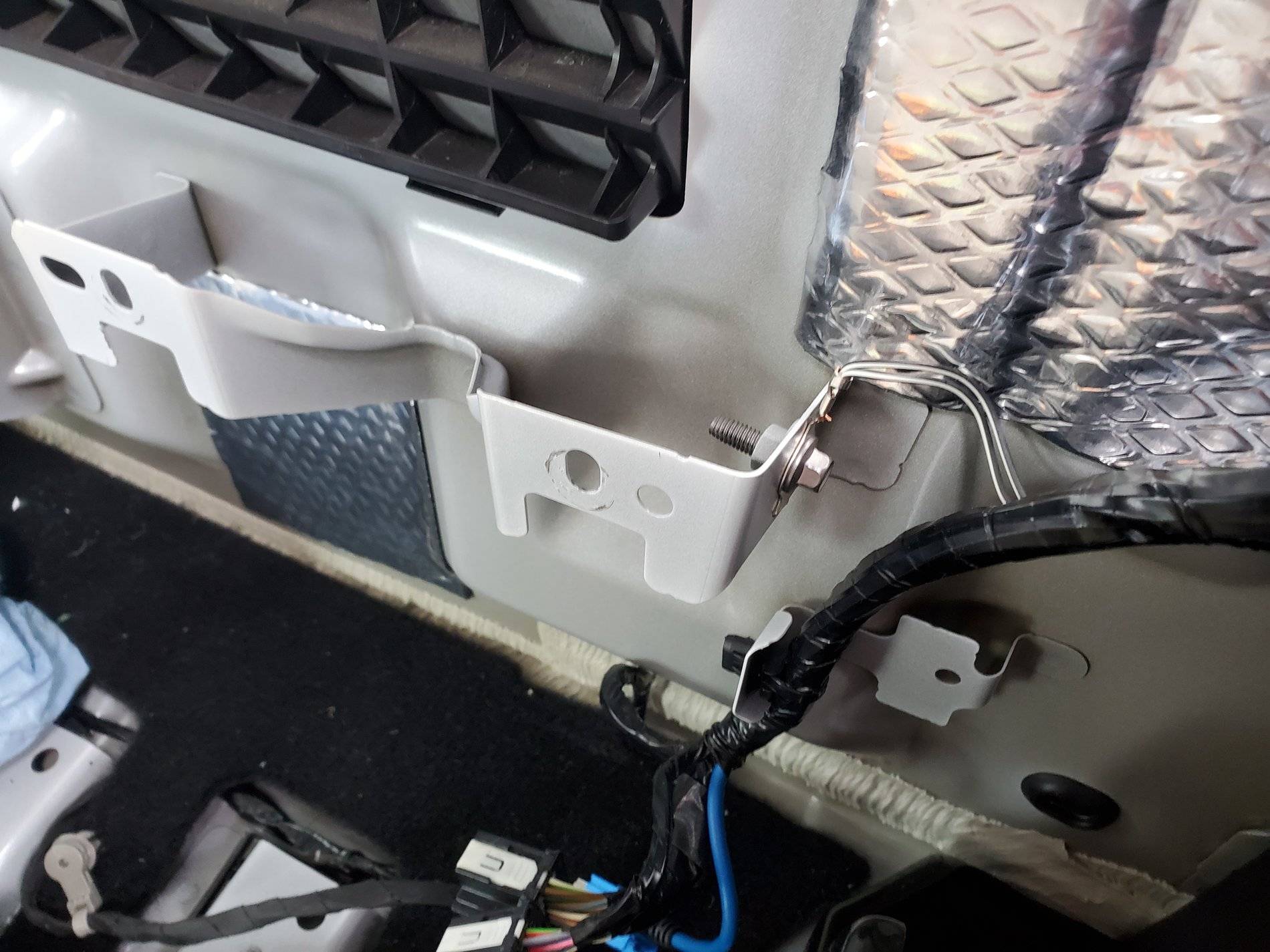 Ford Ranger Lariat B&O Full System Upgrade 20200320_121243