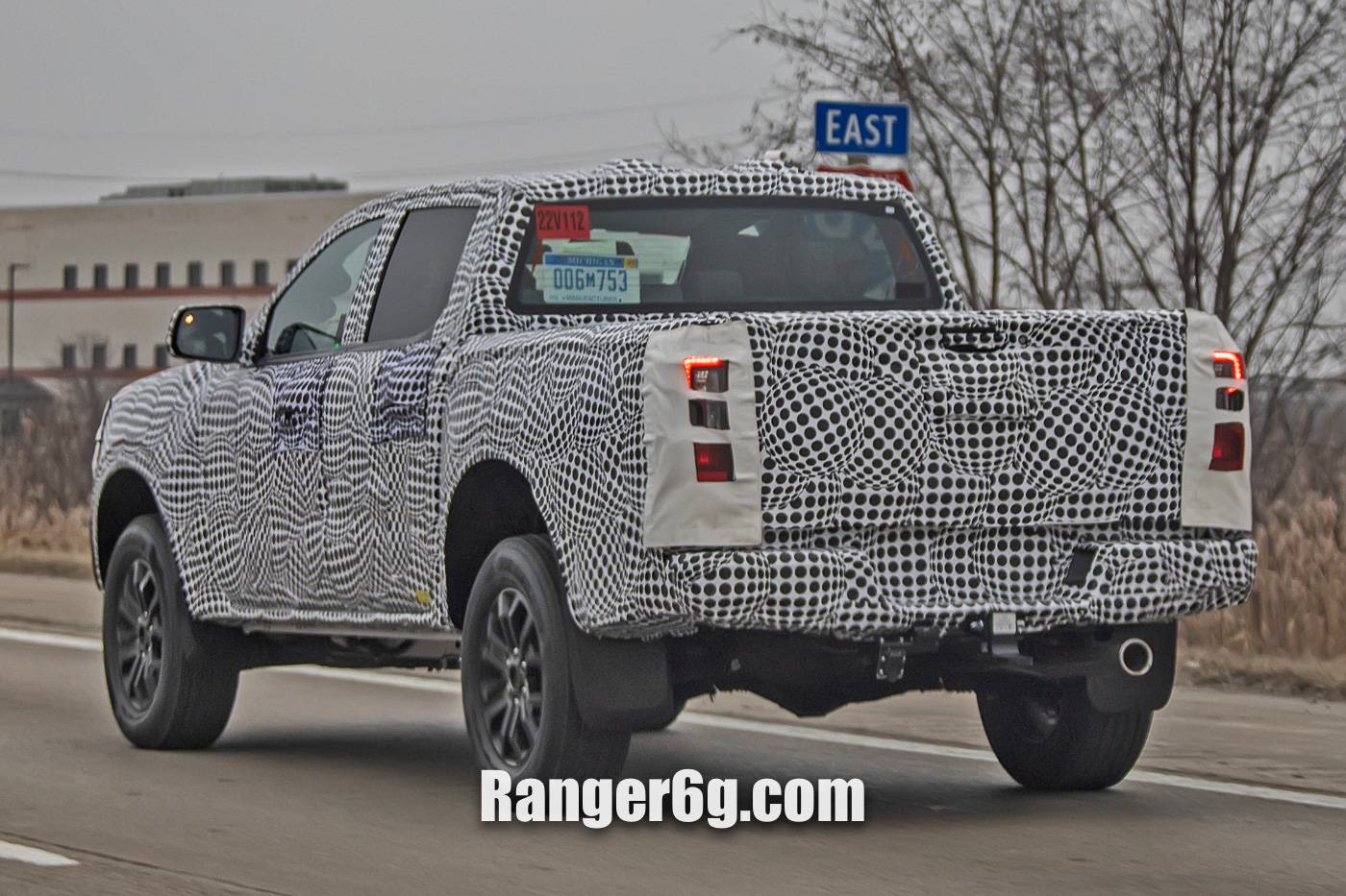 Ford Ranger First 2023 Ranger prototype spotted!! [UPDATED with more close-up photos] 2023-Ford-Ranger-Spied-1