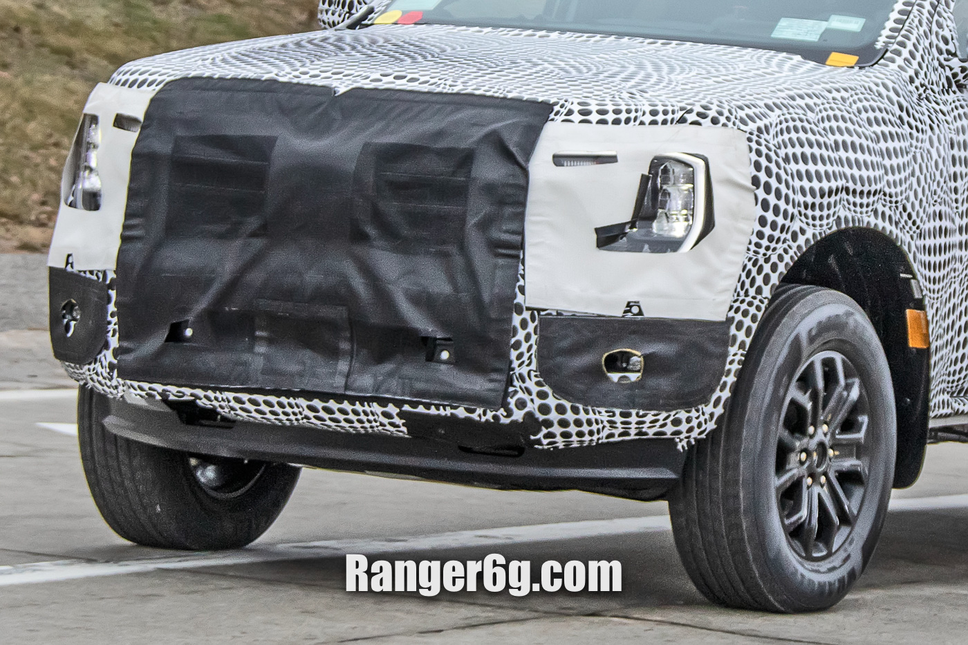 Ford Ranger First 2023 Ranger prototype spotted!! [UPDATED with more close-up photos] 2023-Ford-Ranger-Spied-8