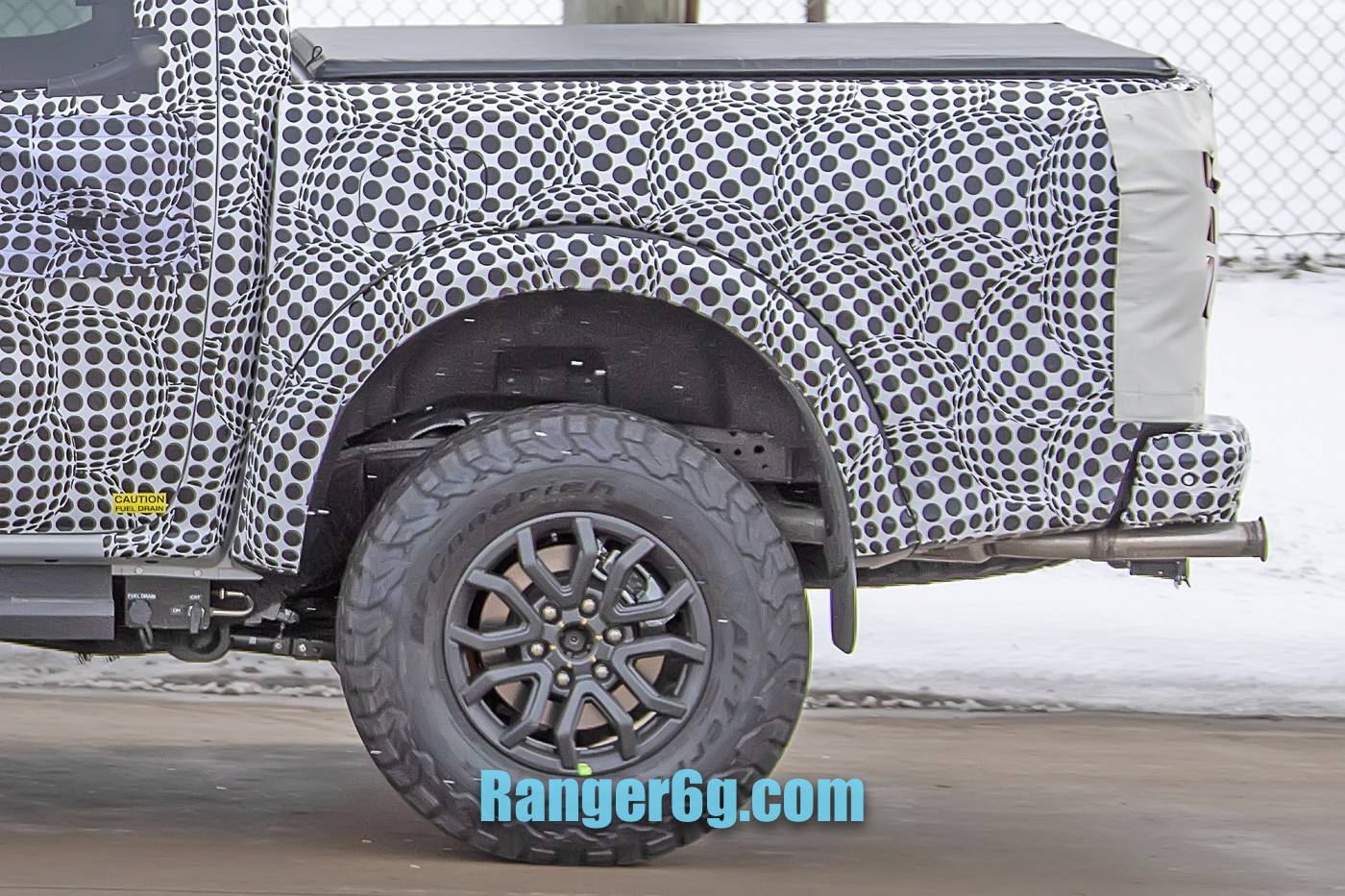 Ford Ranger 2023 Ranger Raptor Spied Testing With Bronco Warthog! 2023-ranger-raptor-testing-with-ford-bronco-warthog-17