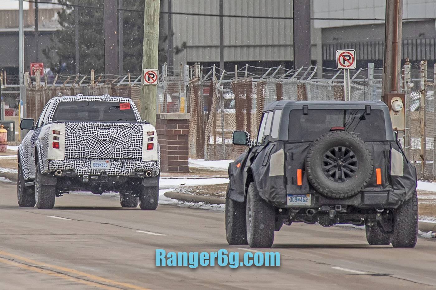 Ford Ranger 2023 Ranger Raptor Spied Testing With Bronco Warthog! 2023-ranger-raptor-testing-with-ford-bronco-warthog-22