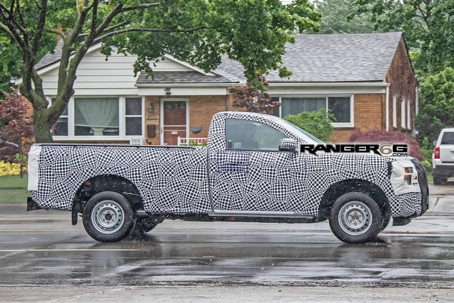 Ford Ranger First Look: 2023 Ford Ranger Single Cab Spied in LHD Riding on Steelies 2023-ranger-single-cab-work-truck-4