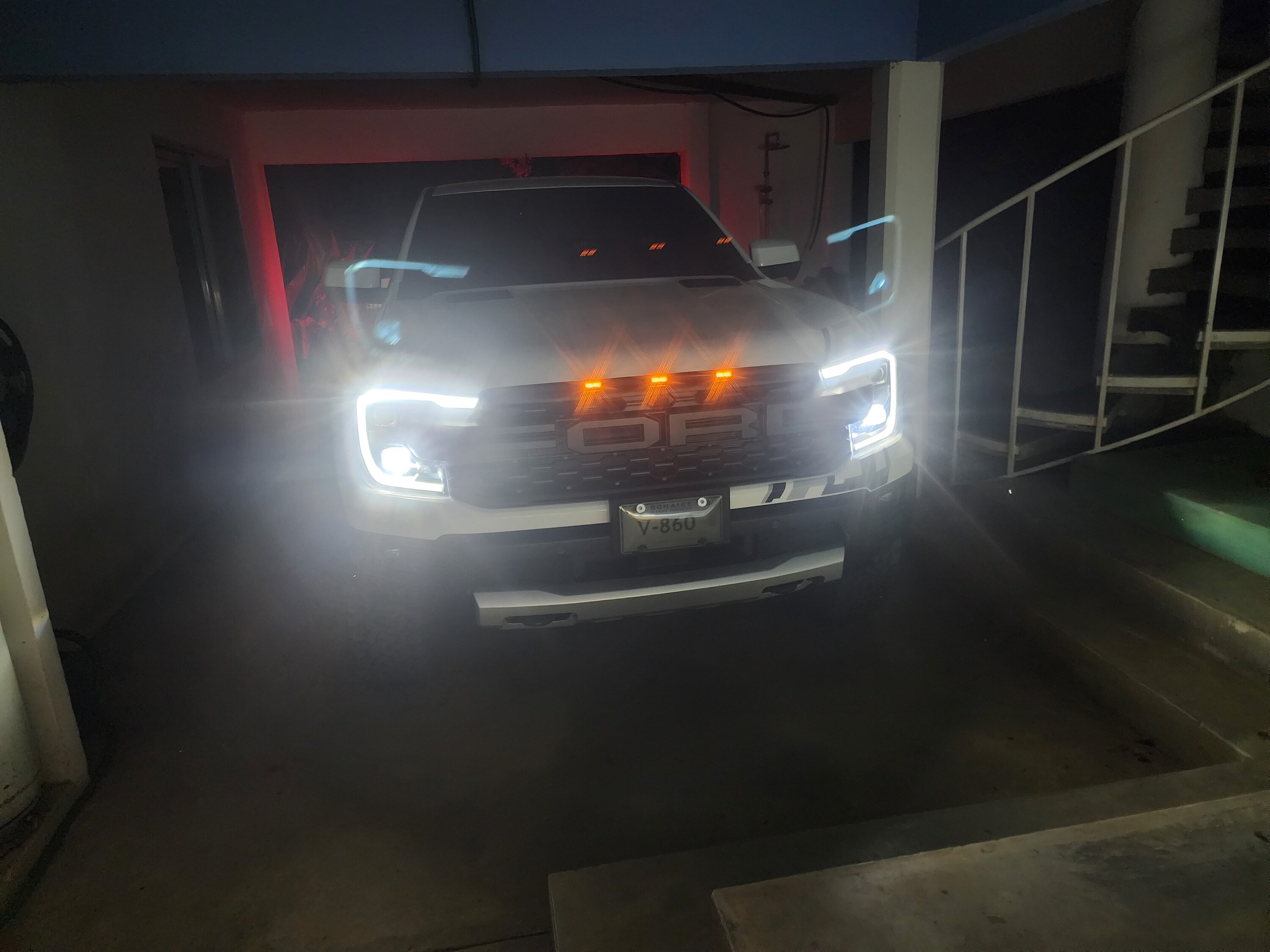 Ford Ranger Who makes Raptor lights for the grill? 20230902_192256