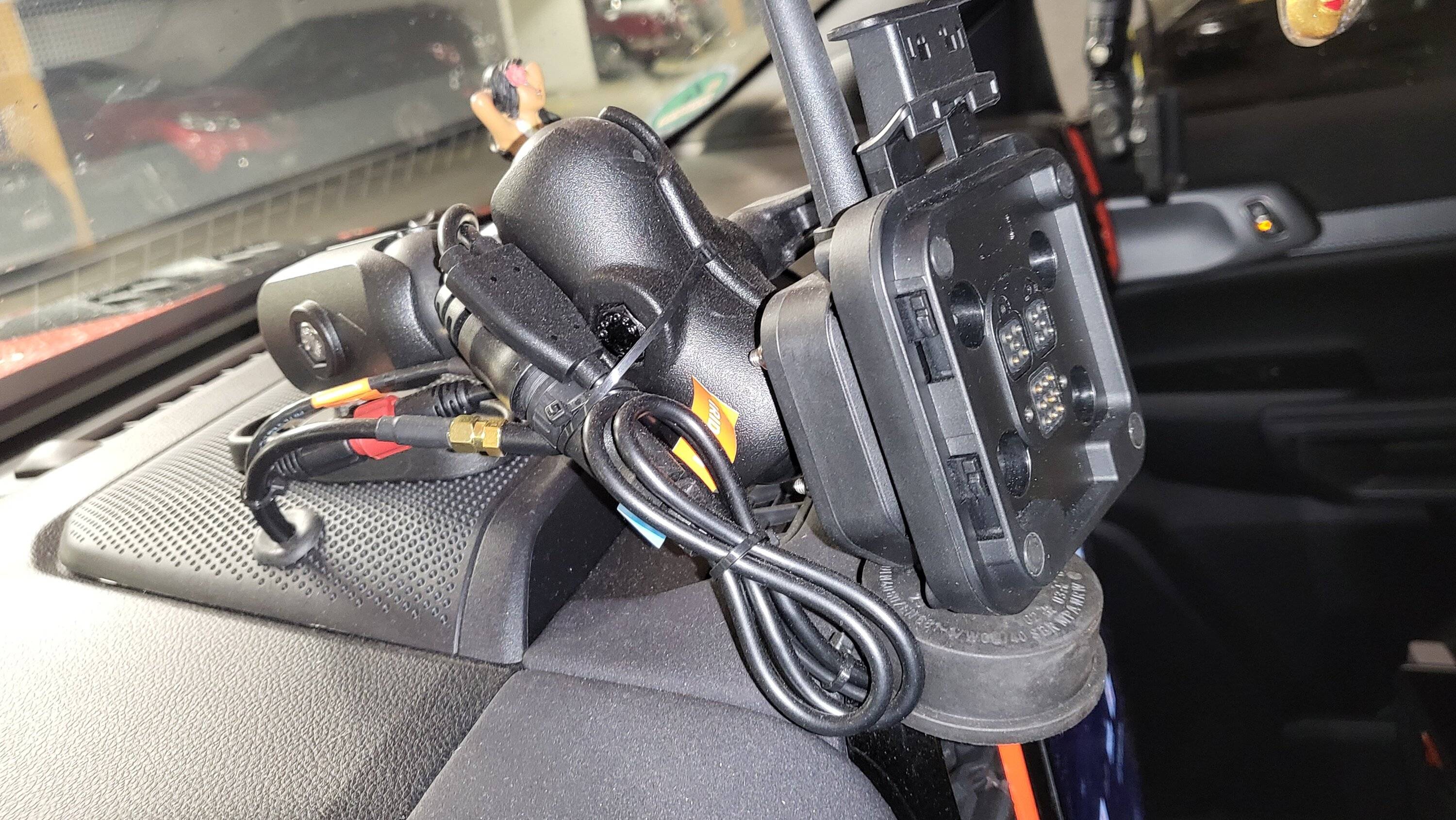 Ford Ranger Added some stuff to Ranger Raptor interior: Garmin Tread GPS Navigator, Midland Radio, Sunshield, Blackvue Dashcam 20231229_165549