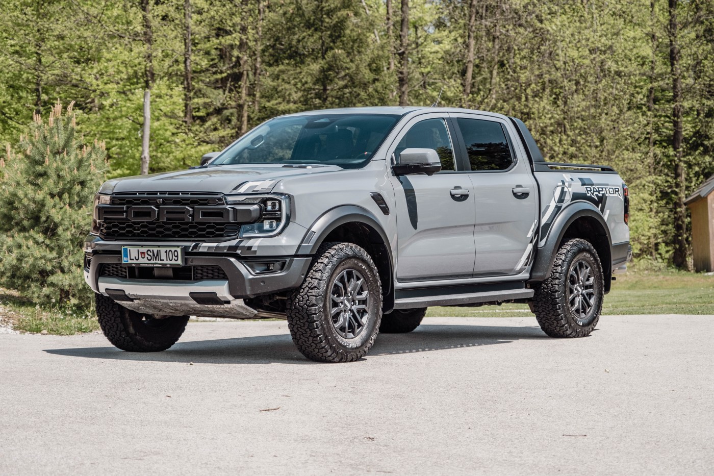 Ford Ranger Chances of different paint colors in the future? 2024-Ford-Ranger-Raptor-13