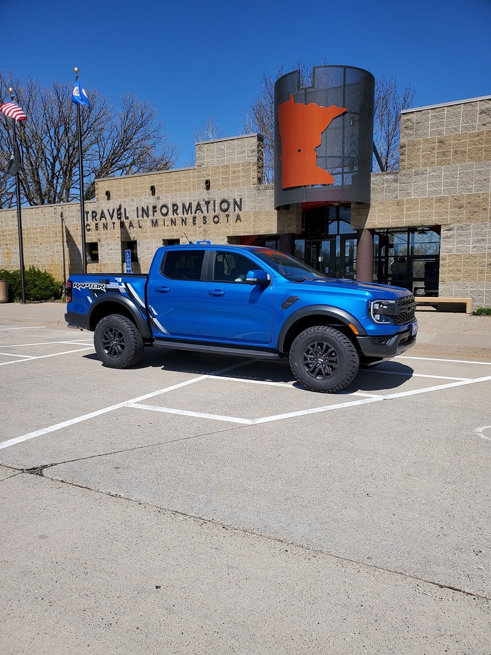 Ford Ranger Finally picked up my 2024 Ranger Raptor today... oh what fun!!!! Mods already 20240421_132532