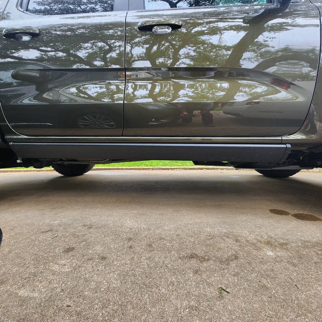 Ford Ranger Powered running boards installed on the 24 RR 20240426_103513