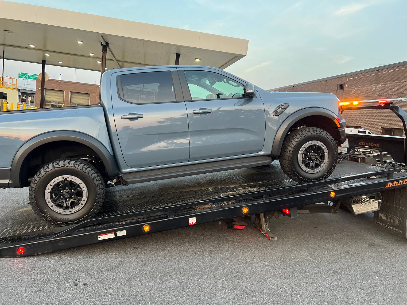 Ford Ranger Brand New 2024 Ranger Raptor: Near Disaster with Massive Temperature Spike and Vehicle Shutdown 20241013_222122966_iOS
