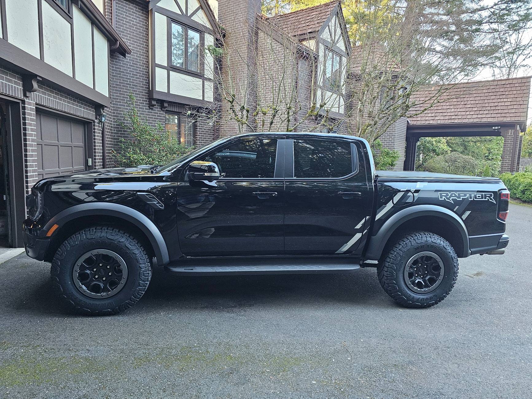 Ford Ranger Bronco Sasquatch wheels installed onRanger Raptor 20250306_164939