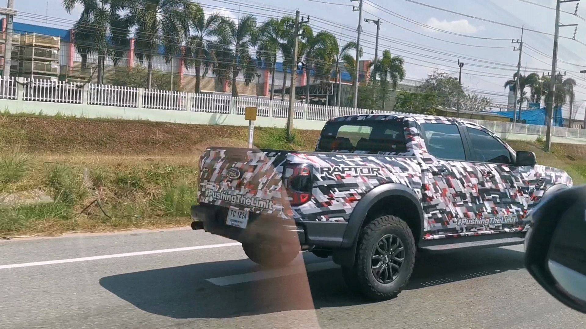 Ford Ranger Video: Next Ranger Raptor Spied Testing in Thailand 271945367_4684437611633329_2871422191733418908_n