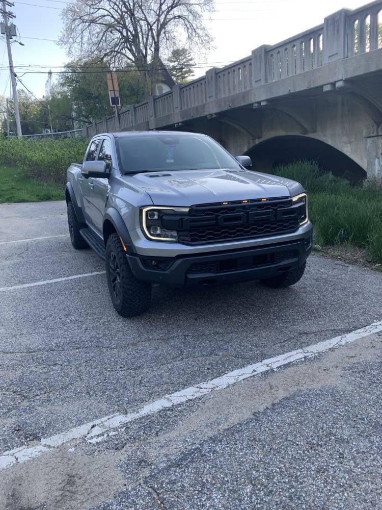 Ford Ranger Anyone happy with their grill lights? 436596668_1434140724159171_8820319165077282079_n