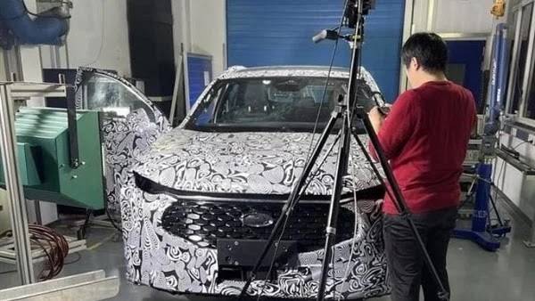 Ford Ranger ? 2023 Ranger Spied in XLT, FX4, Wildtrak Trims!!! 770