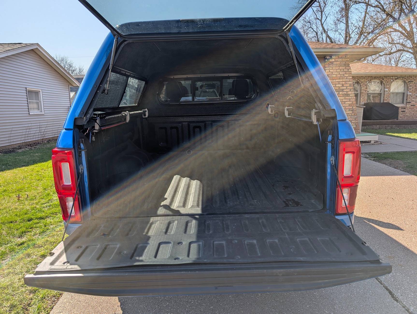 Ford Ranger 2022 Ranger Lariat SCAB with Tremor suspension and topper 9