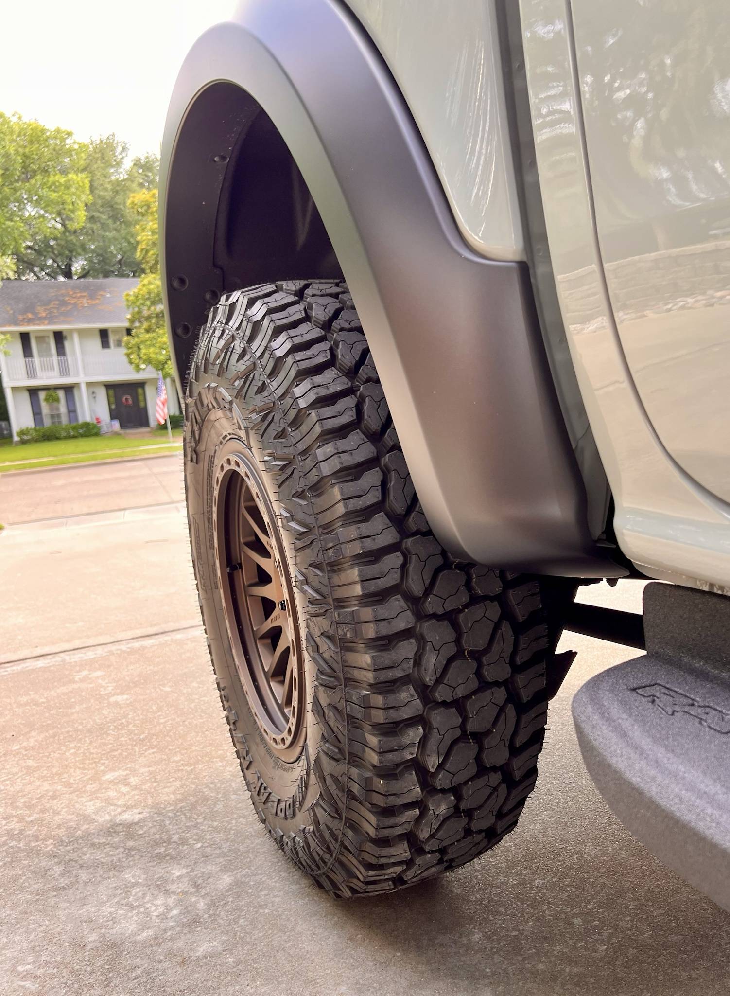 Ford Ranger 35" Falken Wildpeak RT on Relations Race Wheels RR7-H Matte Bronze -- Cactus Gray RR AQlSLlS