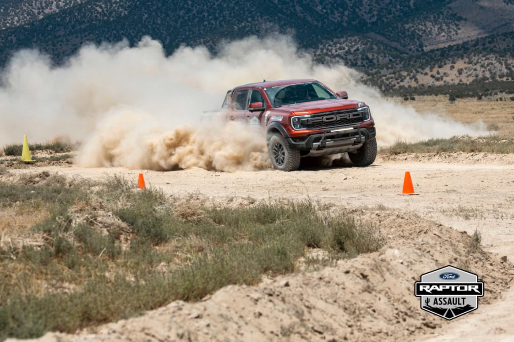 Ford Ranger Driving Sports TV - Ford Ranger Raptor Snow Test Doesn't Go as Planned c1224