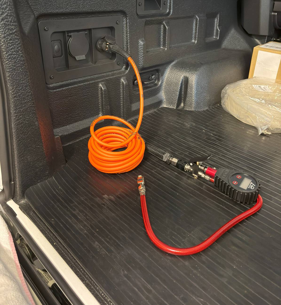 Ford Ranger 2025 discontinued 12v plug in bed. Compressor outlet 2