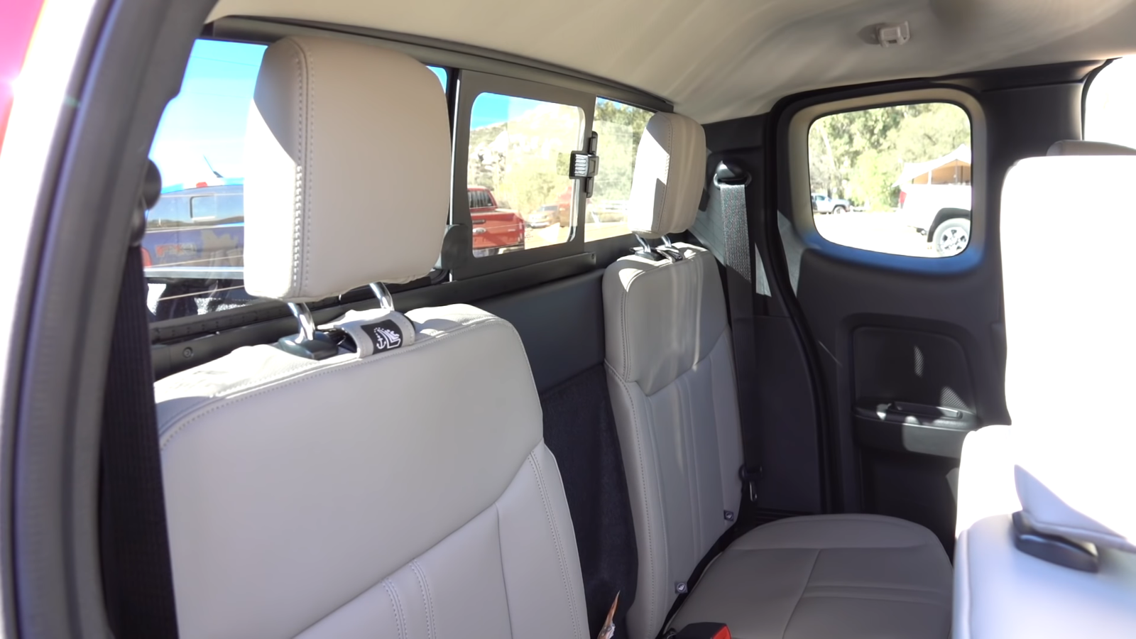 Ford Ranger Lariat Medium Stone Leather Interior Driven- 2019 Ford Ranger Lariat SuperCrew 4X4 4-8 screenshot