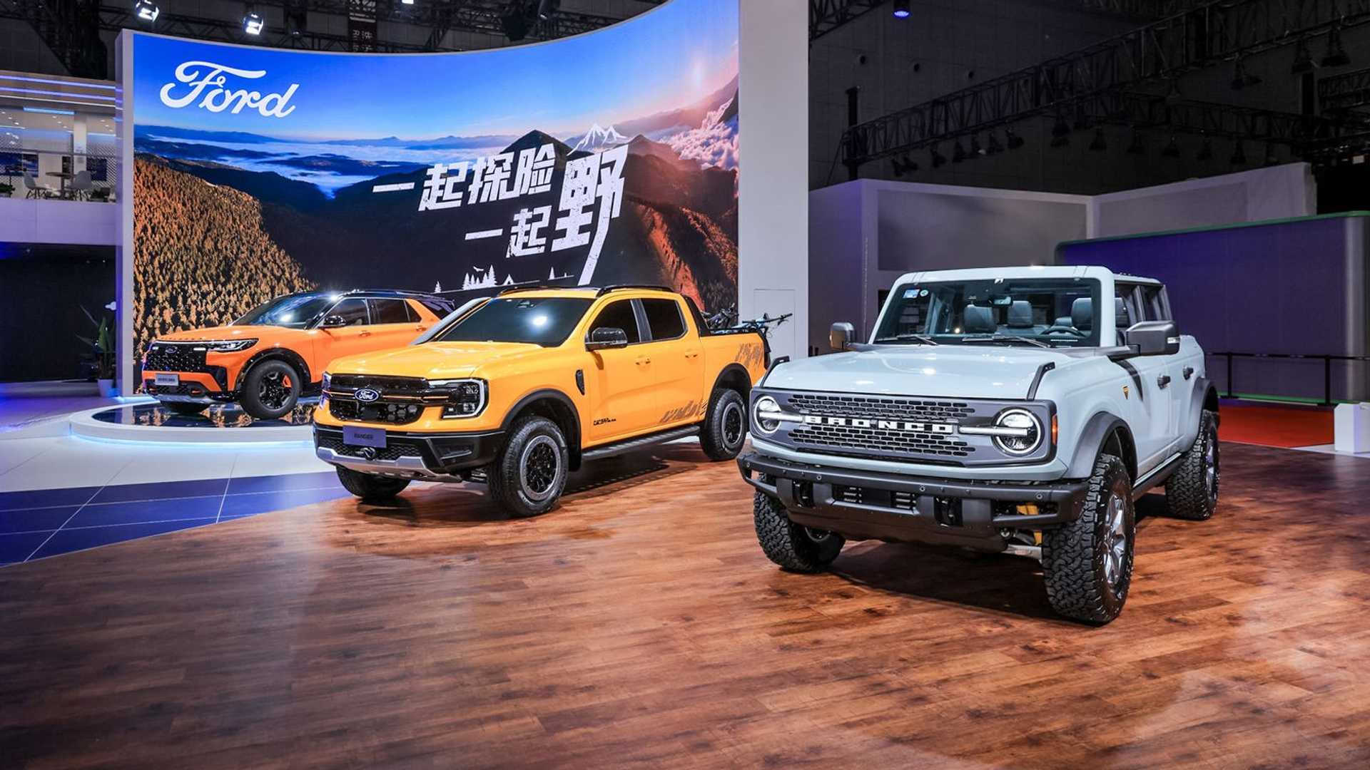Ford Ranger Just returned from Fiji...6G Ranger already on the road (saw the new Raptor as well). ford-ranger-china-spec