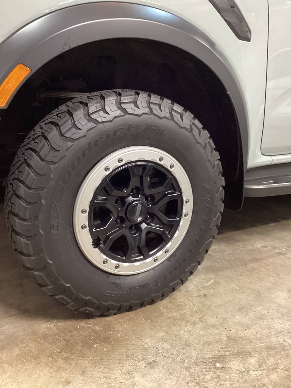 Ford Ranger Bronco Sasquatch wheel rings fit, Ford should have used them. IMG_0134