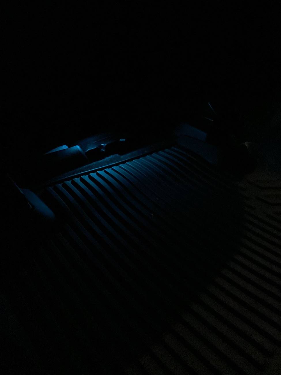Ford Ranger Lack of Interior ambient lighting in rear cab and on floor IMG_0585