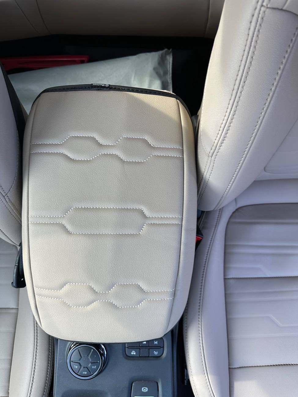 Ford Ranger 🎉 MUSLOGY GIVEAWAY TIME! 🎉(Win your Sandstone Armrest Cover) IMG_0598