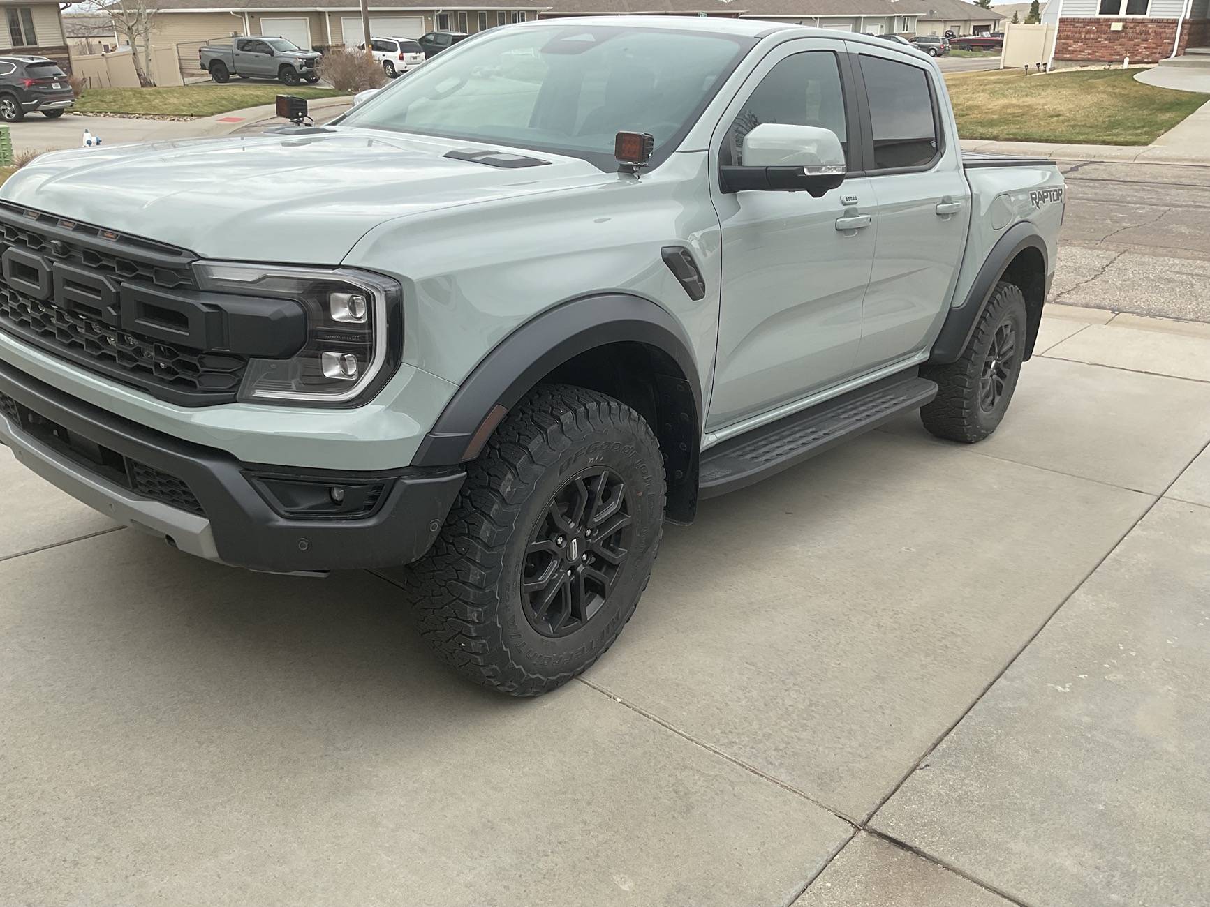Ford Ranger Rest of World (ROW) front RR fender flares with no reflector - where to buy? IMG_0616