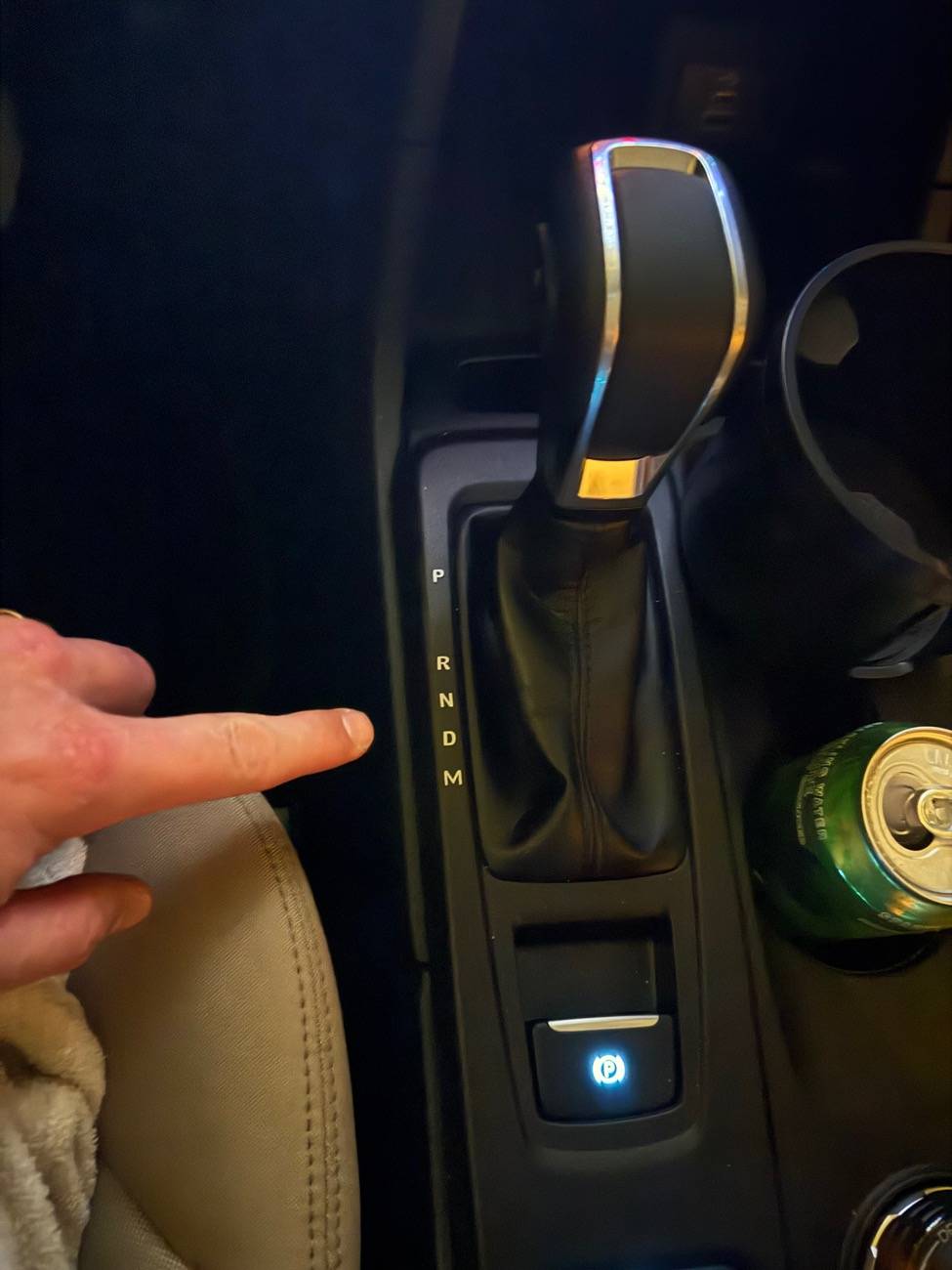 Ford Ranger Shift knob lights don’t work IMG_0901