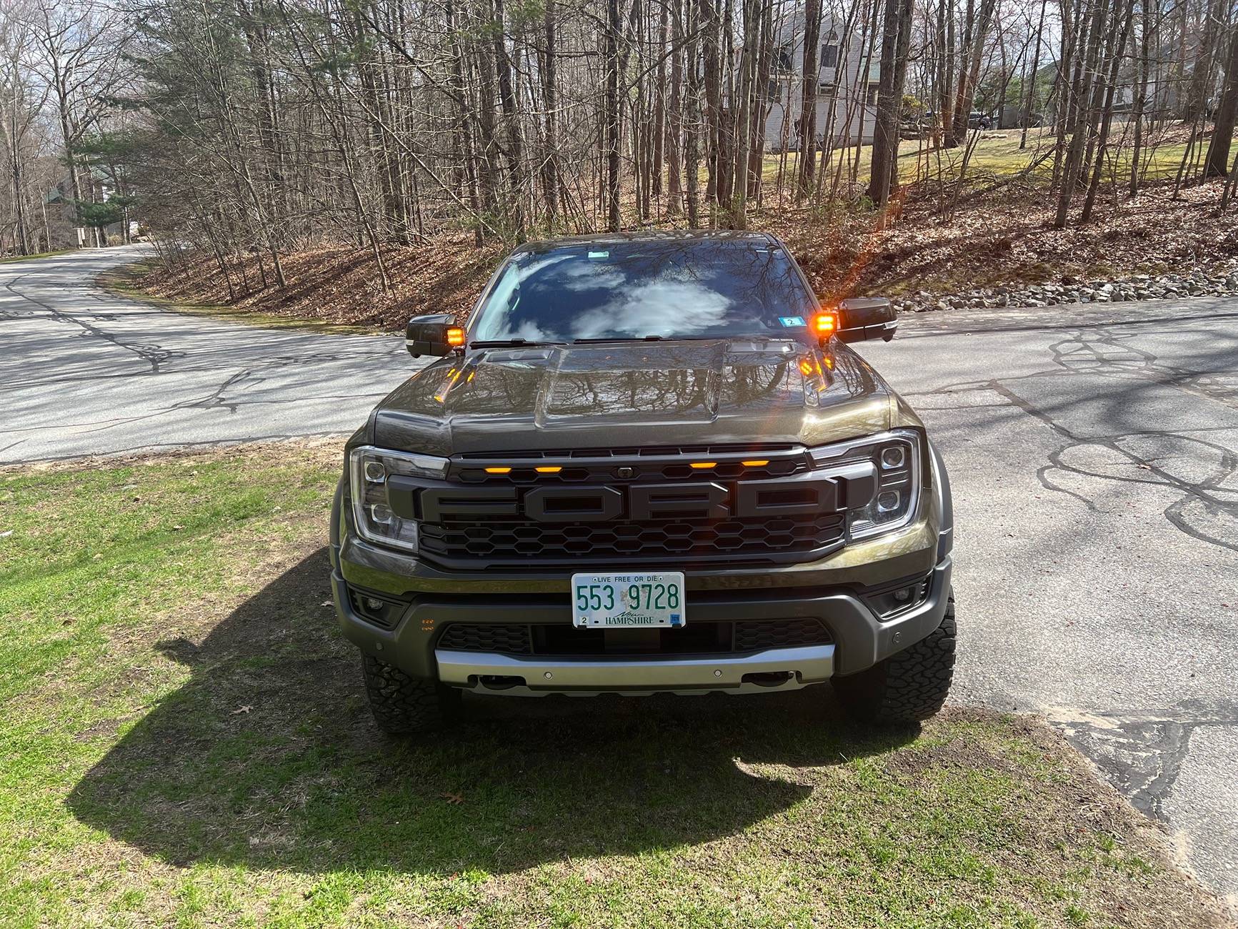 Ford Ranger Raptor LED grill lights IMG_0952