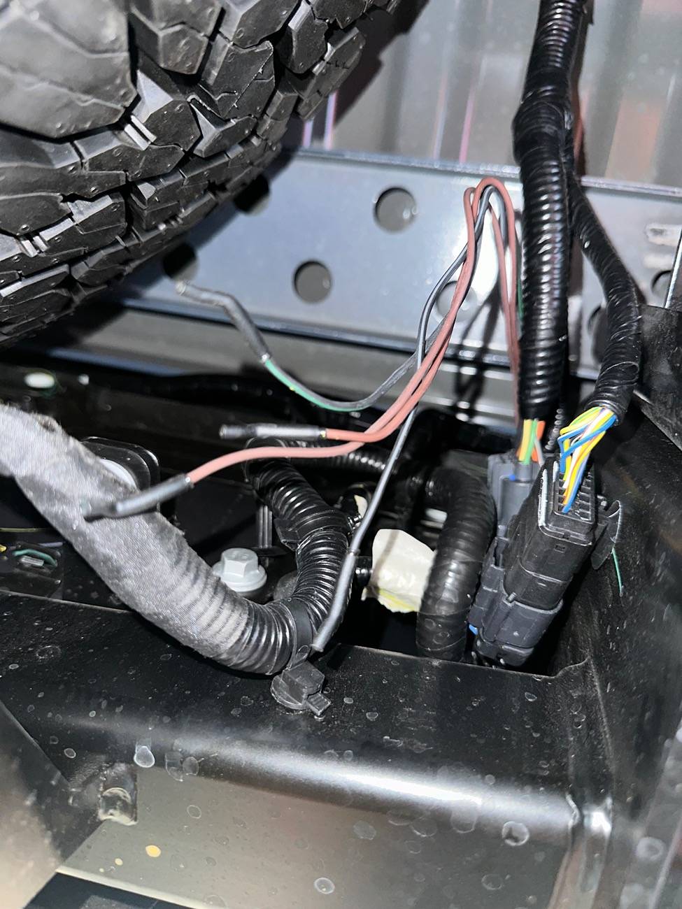 Ford Ranger Auxiliary switch location IMG_1011