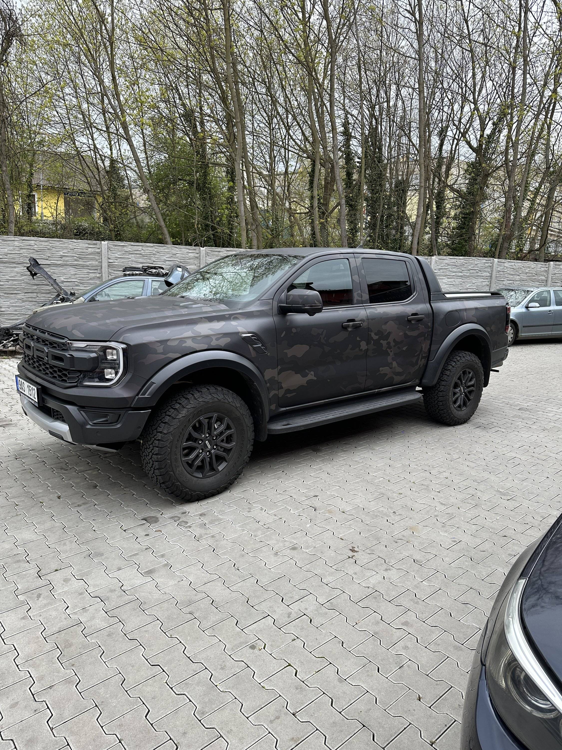 Ford Ranger Graphics/wrap. IMG_1885