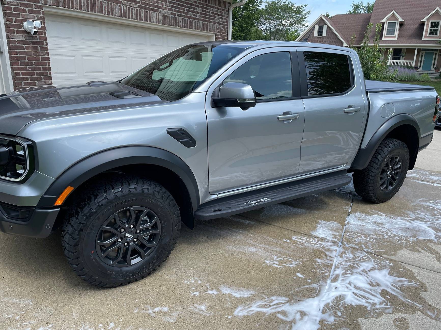 Ford Ranger Iconic Silver Raptor pics?   Need some pls IMG_2536