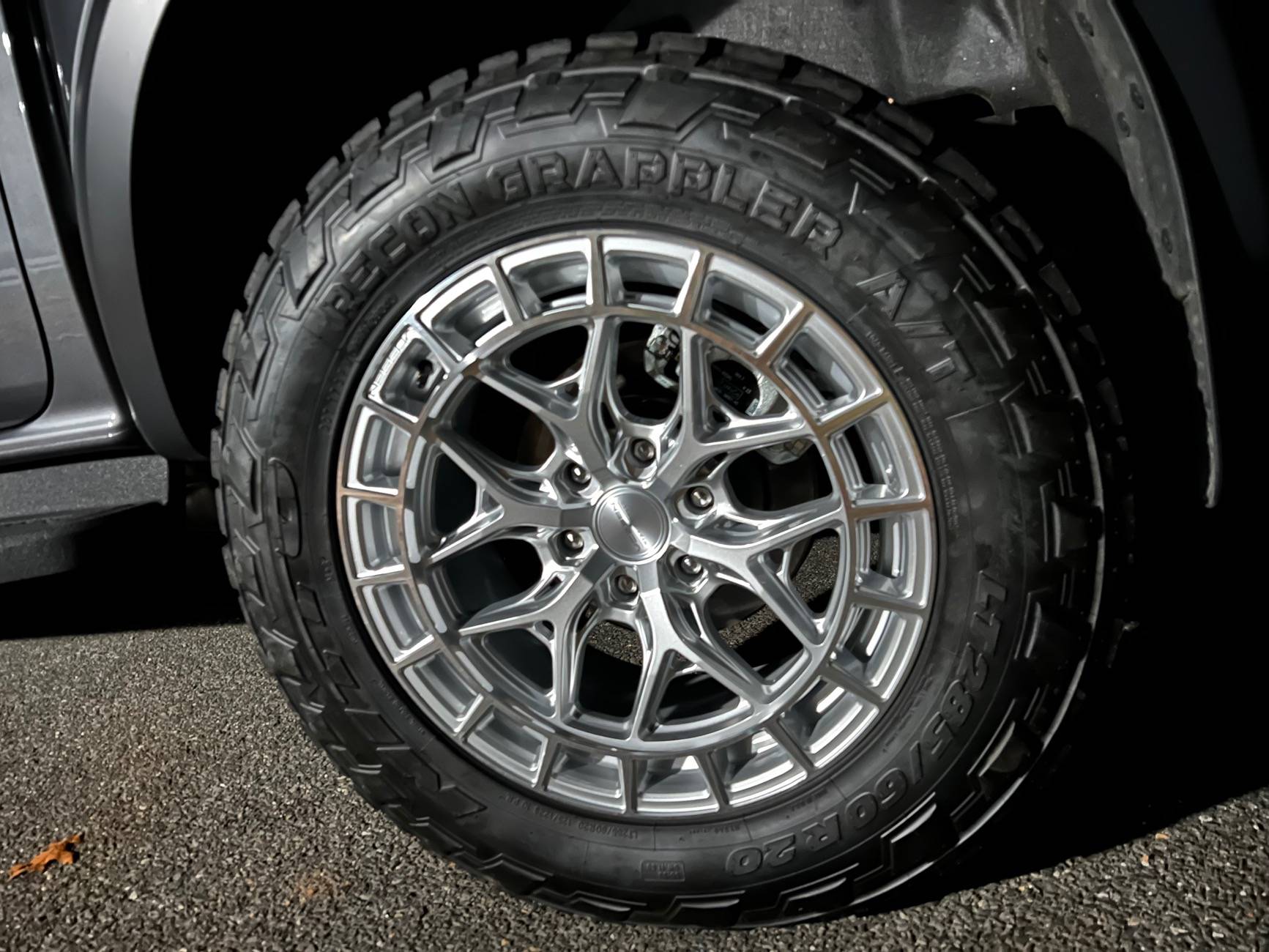 Ford Ranger Stock Raptor Ranger on 35s looks too good! IMG_2544