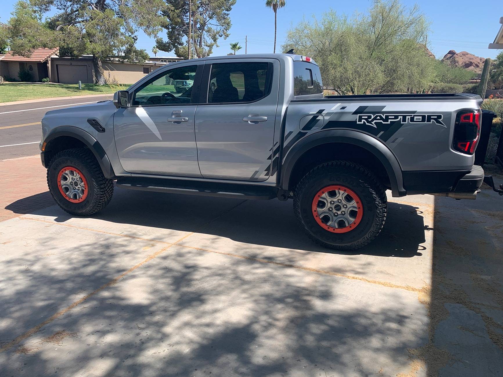 Ford Ranger RTR EVO 6 - 17x9 +30 wheels with 315/70/17 tires on Ranger Raptor IMG_3824.JPG