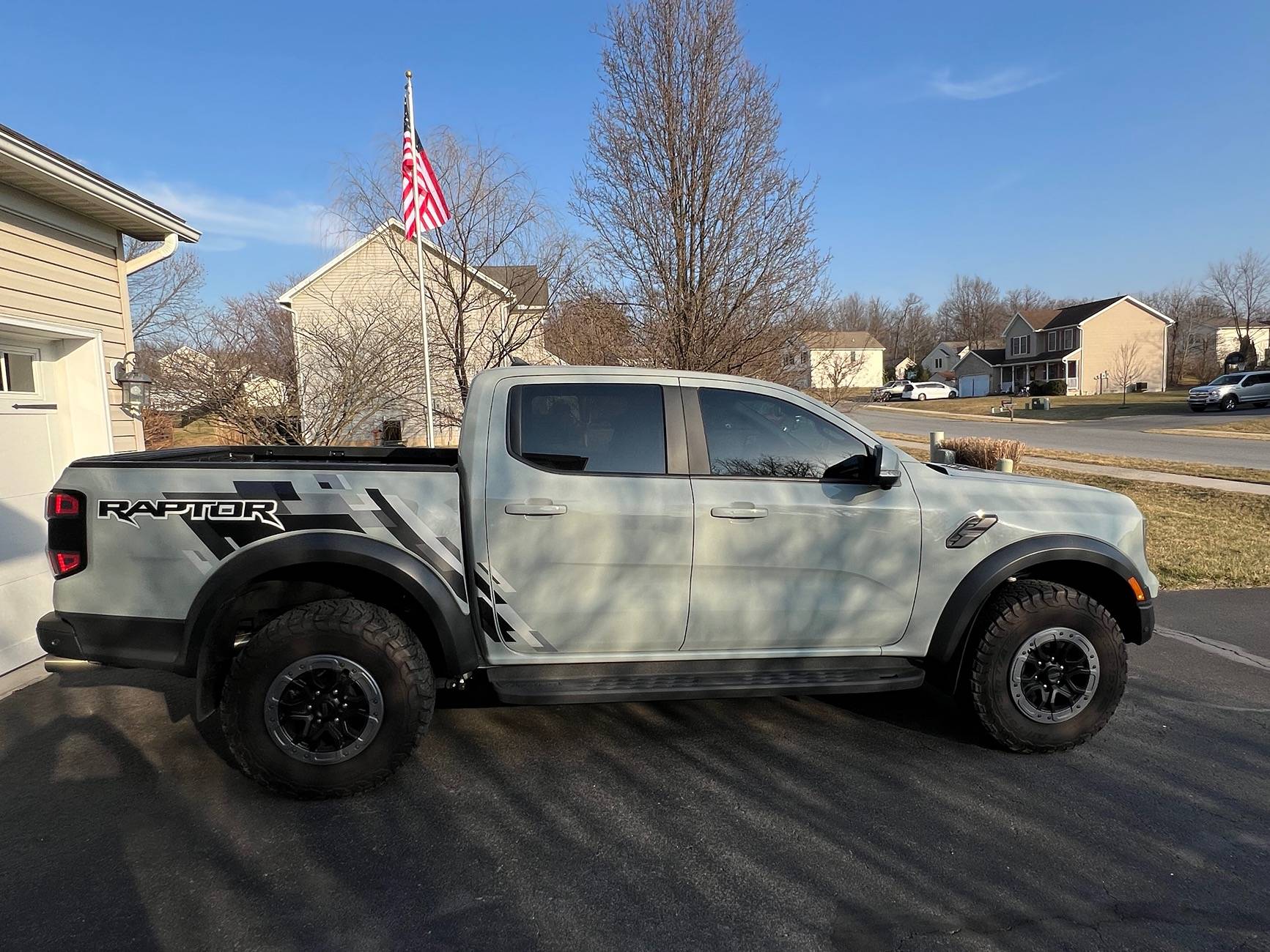 Ford Ranger Am I in the minority here? Factory graphics IMG_4565