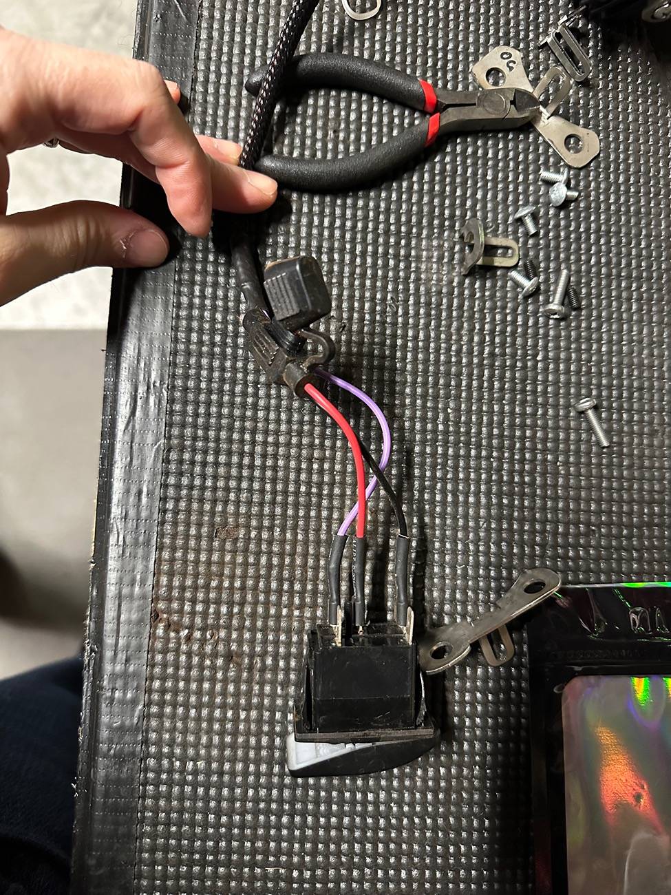 Ford Ranger Help wiring ARB compressor and switch in 2024 XLT engine bay IMG_4577