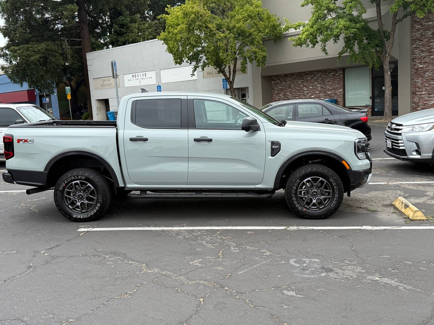 Ford Ranger which color to choose? IMG_4710