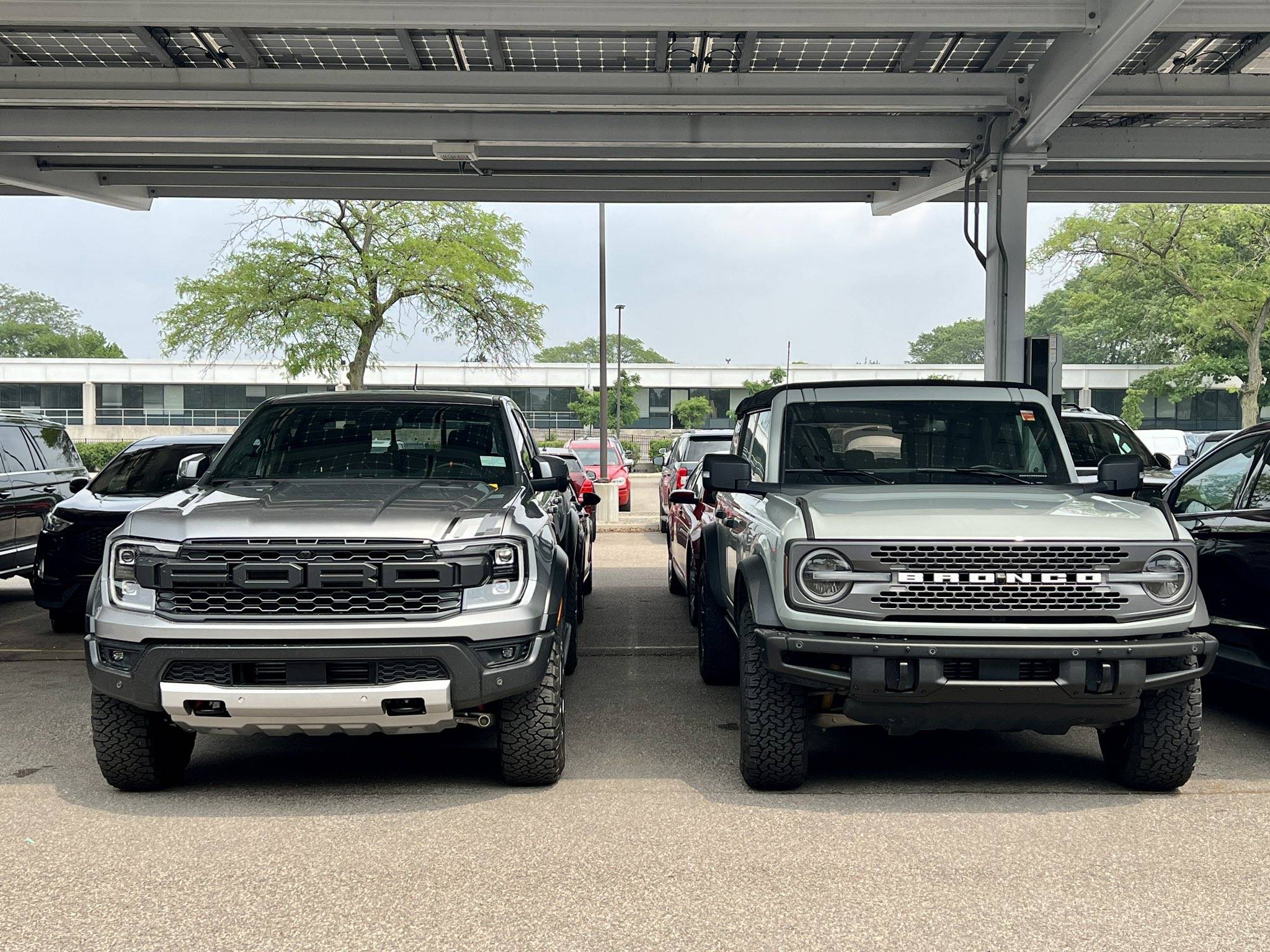 Iconic Silver 2025 Ranger Raptor FIRST Look! Ranger6G 2025+ Ranger