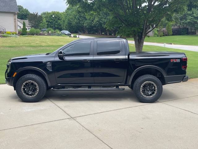 Ford Ranger New 2024 Ranger Lariat FX4 Wheels and Tires (Falken Wildpeak A/T-4 265/70/R17) IMG_5614