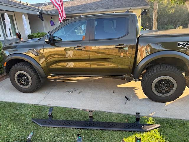 Ford Ranger Raptor side steps ? Anyone removed them? IMG_6063